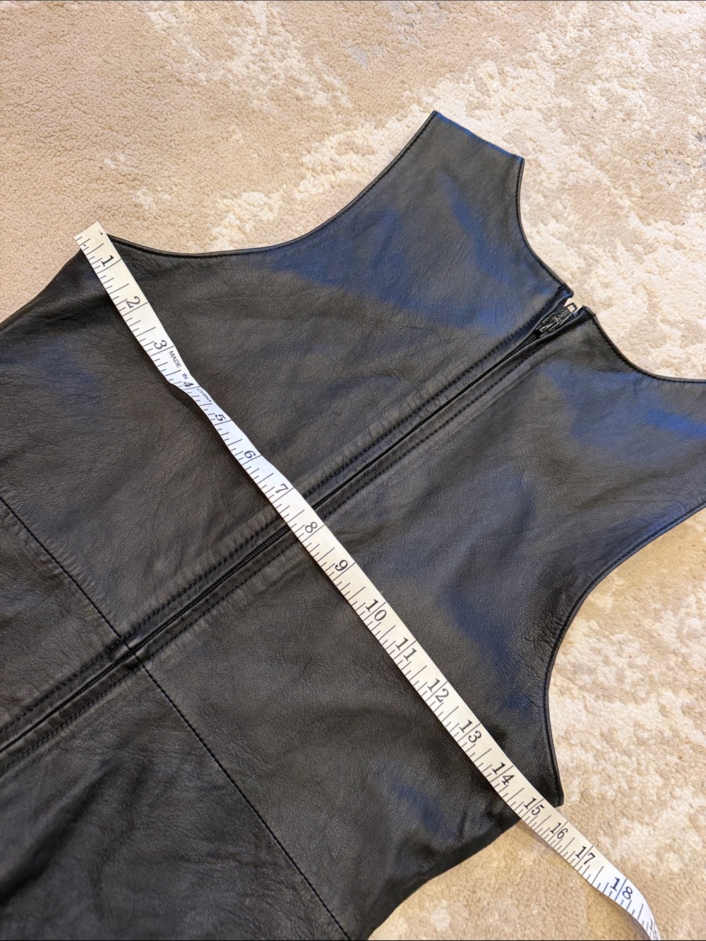 Wilsons 100% Genuine Leather Black Tank Top Size Small - Picture 4 of 11
